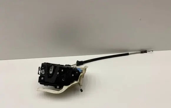 Volkswagen Phaeton Front door lock