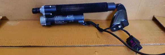 Audi A6 S6 C7 4G Tailgate strut 4G5827851B