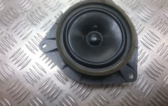 Toyota Prius (XW10) Front door speaker 8616047040