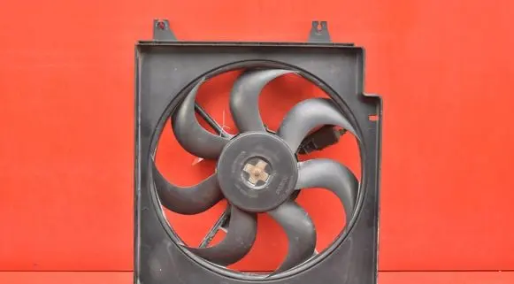 KIA Carens I Electric radiator cooling fan 0K2KB15XXX