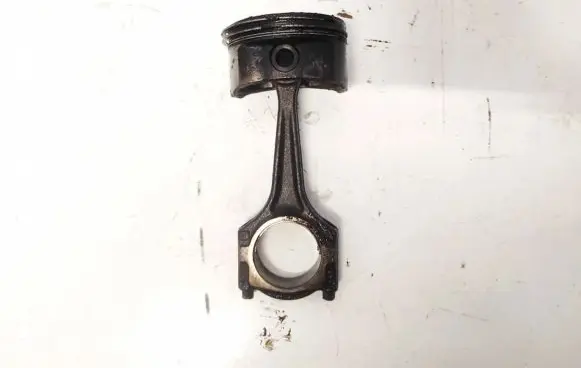 Opel Zafira A Piston with connecting rod