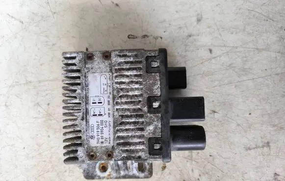 Volkswagen Transporter - Caravelle T5 Coolant fan relay 7H0919506F 895904000