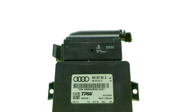 Audi A5 8T 8F Central body control module 8K0907801G