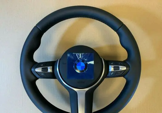 BMW X4 F26 Steering wheel 32307847455 32307848339