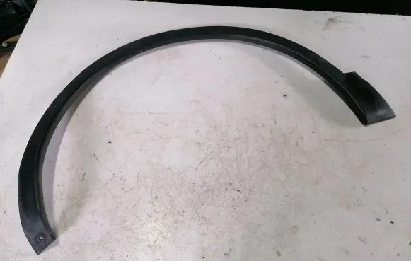 Nissan Qashqai+2 Front arch trim 63811JD000