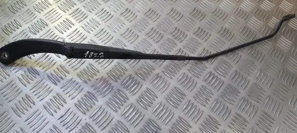 Renault Megane II Front wiper blade arm 8200036914 8200036914e
