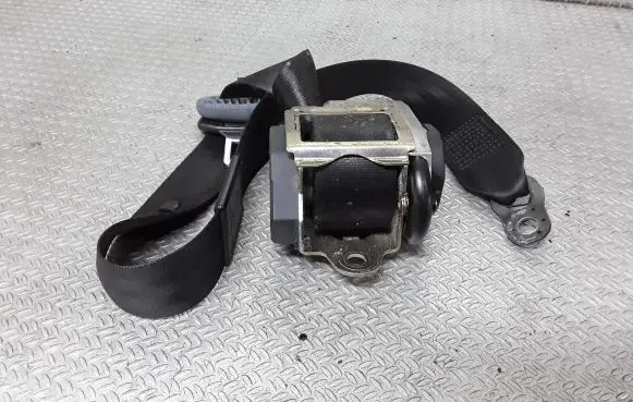 Audi A2 Front seatbelt 560788001