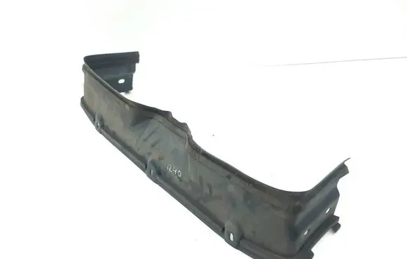Maserati Quattroporte Bottom radiator support slam panel 