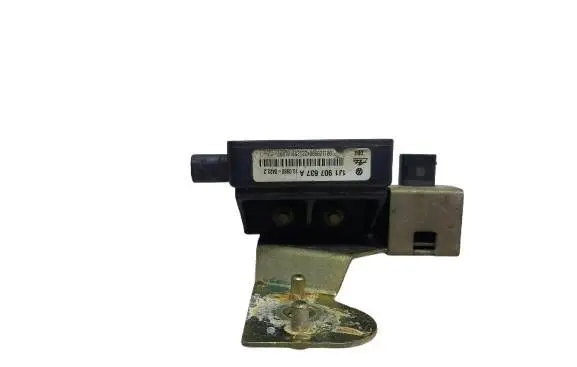 Volkswagen New Beetle ESP acceleration yaw rate sensor 1J1907637A