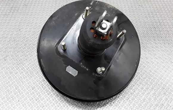 Toyota Corolla E120 E130 Brake booster