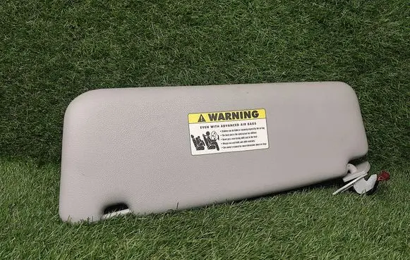 BMW 5 E60 E61 Sun visor 7122862