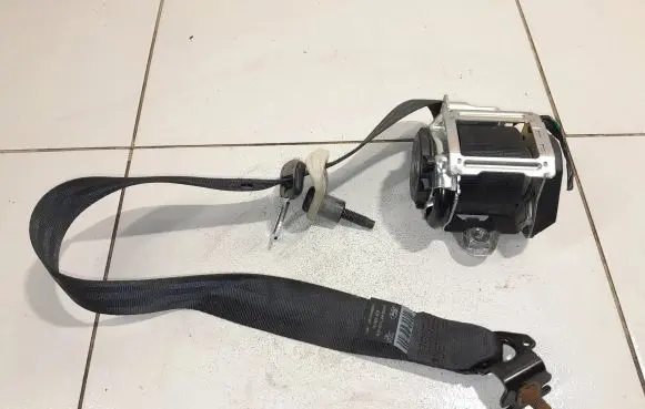Ford S-MAX Rear seatbelt EM2BR611E50AEW 629199600D