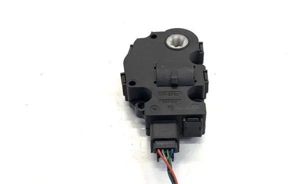 BMW 2 F22 F23 Air flap motor/actuator T946104A