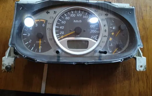 Nissan Almera Tino Speedometer (instrument cluster) BU010 OY02002