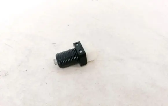 Peugeot 406 Brake pedal sensor switch