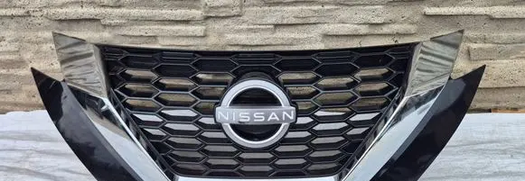 Nissan Juke II F16 Front bumper upper radiator grill 623106PA0A 623106PA0B