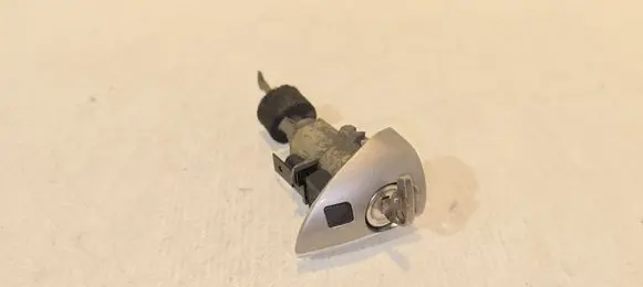 Mercedes-Benz C W203 Front door lock (next to the handle) 5WK49022
