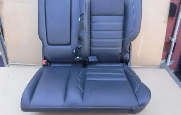 Rear seat