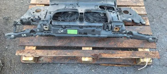 BMW 5 E39 Radiator support slam panel 6910464