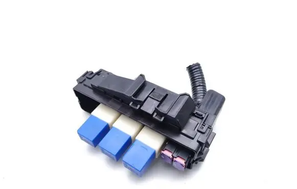 Infiniti Q50 Fuse module 24382EG002 7154713830