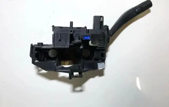 Volkswagen Touareg I Wiper control stalk 1K0953503H LK01403509