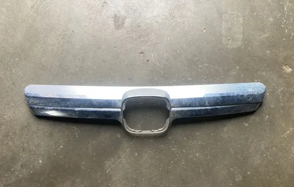 Honda CR-V Front grill BTA57527