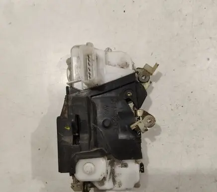 Front door lock