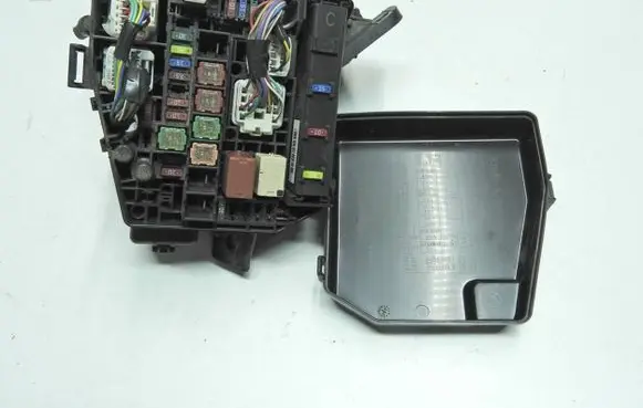 Toyota Urban Cruiser (XP110) Fuse box set 82662-52580 82641-47020 72818502