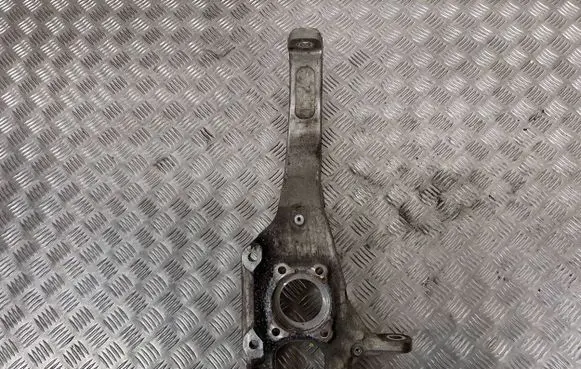 Maserati Levante Front wheel hub 670032053