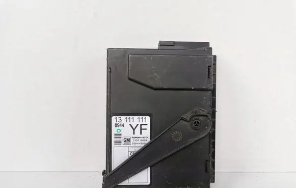Opel Meriva A Comfort/convenience module 13111111 330518684