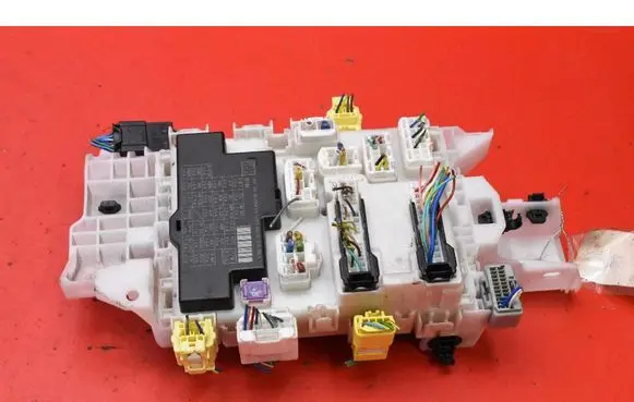 Suzuki Grand Vitara I Fuse box set AA0A4880