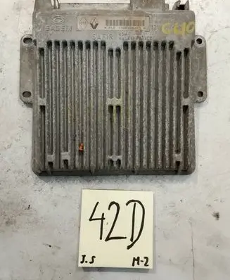 Renault Clio II Engine control unit/module 7700106451