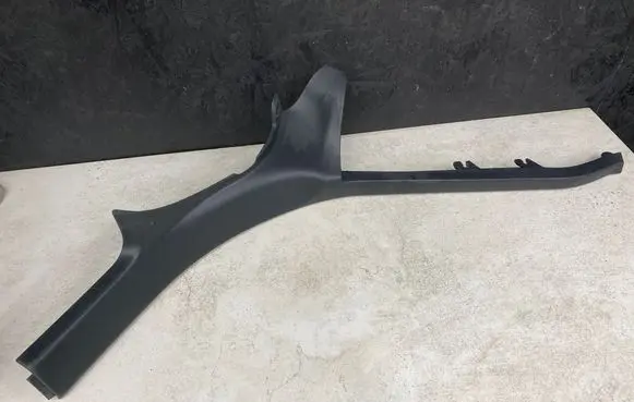 Skoda Octavia Mk2 (1Z) Rear sill trim cover 1Z9867767
