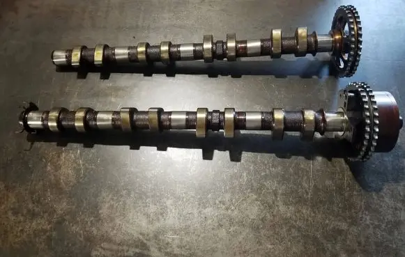 Porsche Cayenne (9PA) Camshaft 9482143R 9482133R