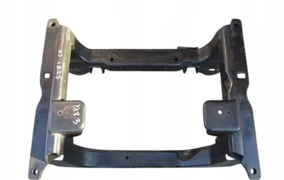 Jeep Cherokee III KJ Front axle beam 