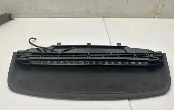 Mercedes-Benz CLA C118 X118 Third/center stoplight A1189069900