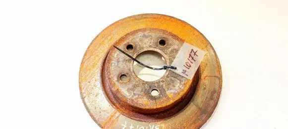 Ford Focus C-MAX Rear brake disc neventiliuojamas