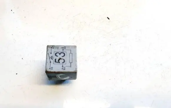 Audi TT Mk1 Other relay 141951253b 20240072