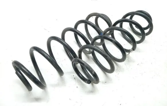 KIA Stonic Rear coil spring 55335-H8150