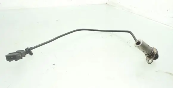 Volkswagen Sharan Crankshaft position sensor 028907319B
