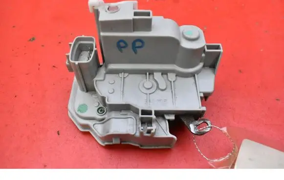 Fiat Bravo Front door lock 51827955