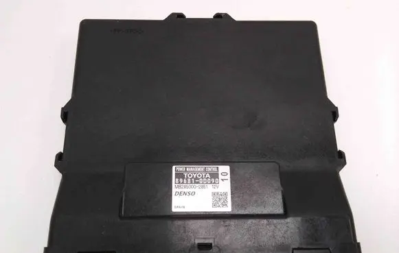 Toyota Yaris Central body control module 896810D090