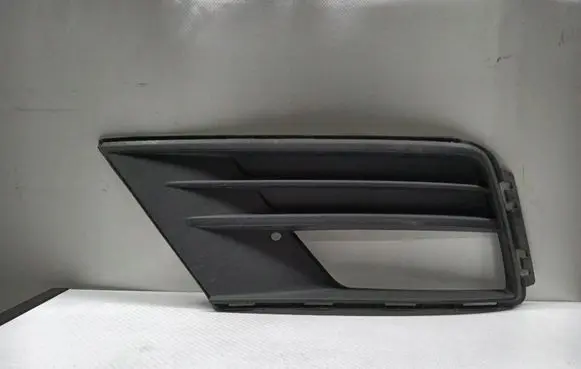 Volkswagen Touareg III Front bumper lower grill 2K5853665F