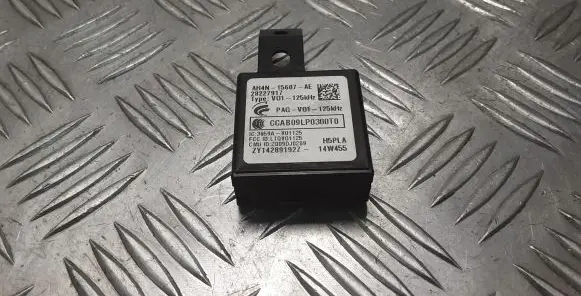 Volvo V40 Immobilizer control unit/module AH4N15607AE 28227917