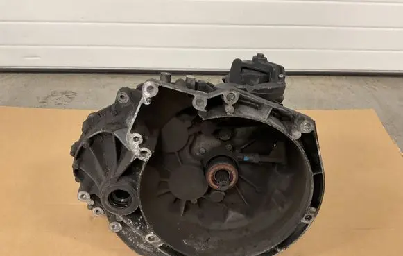 Ford Grand C-MAX Manual 6 speed gearbox F1DR7002BDA