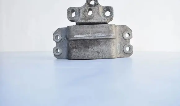 Audi A3 S3 A3 Sportback 8P Engine mount bracket 1KO199555