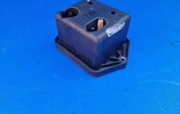 Alfa Romeo Brera Vacuum air tank 