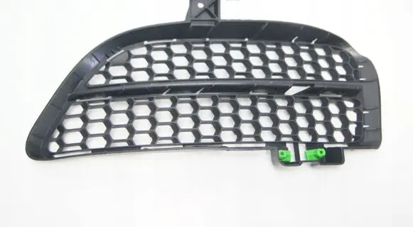 Volkswagen Touareg I Front bumper lower grill 7L6853665