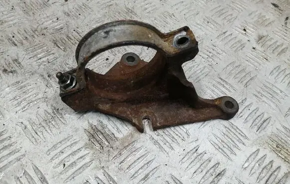 Ford Focus Driveshaft support bearing bracket BV613K305CB