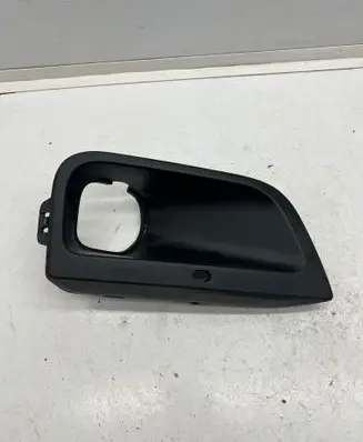 Peugeot Partner III Front bumper lower grill 9816770680
